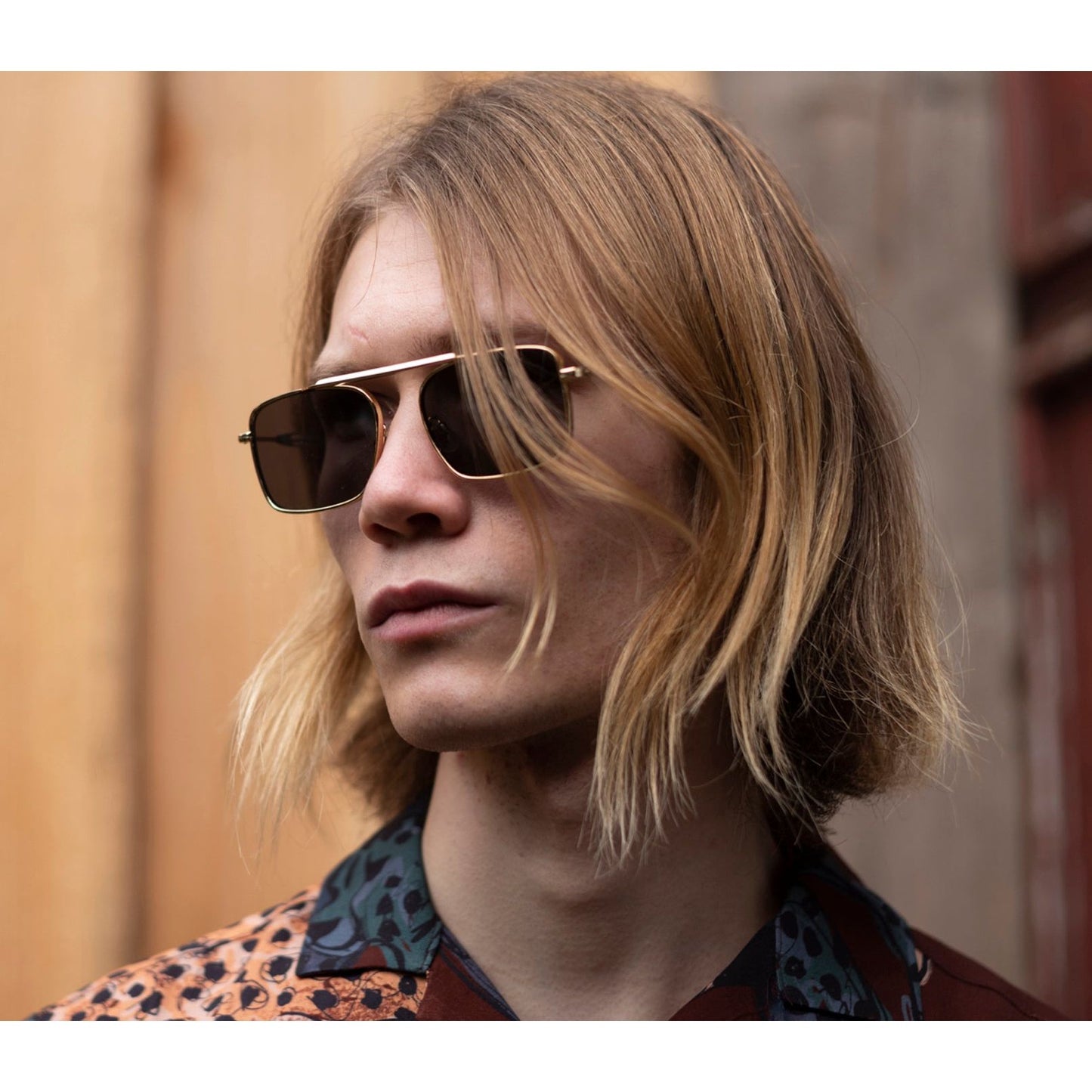 Jodrell Gold / Black