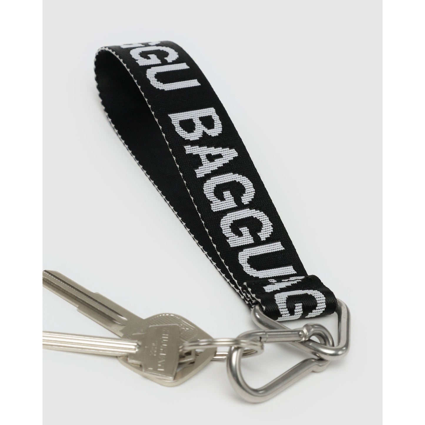 LOGO KEYCHAIN - BLACK + WHITE