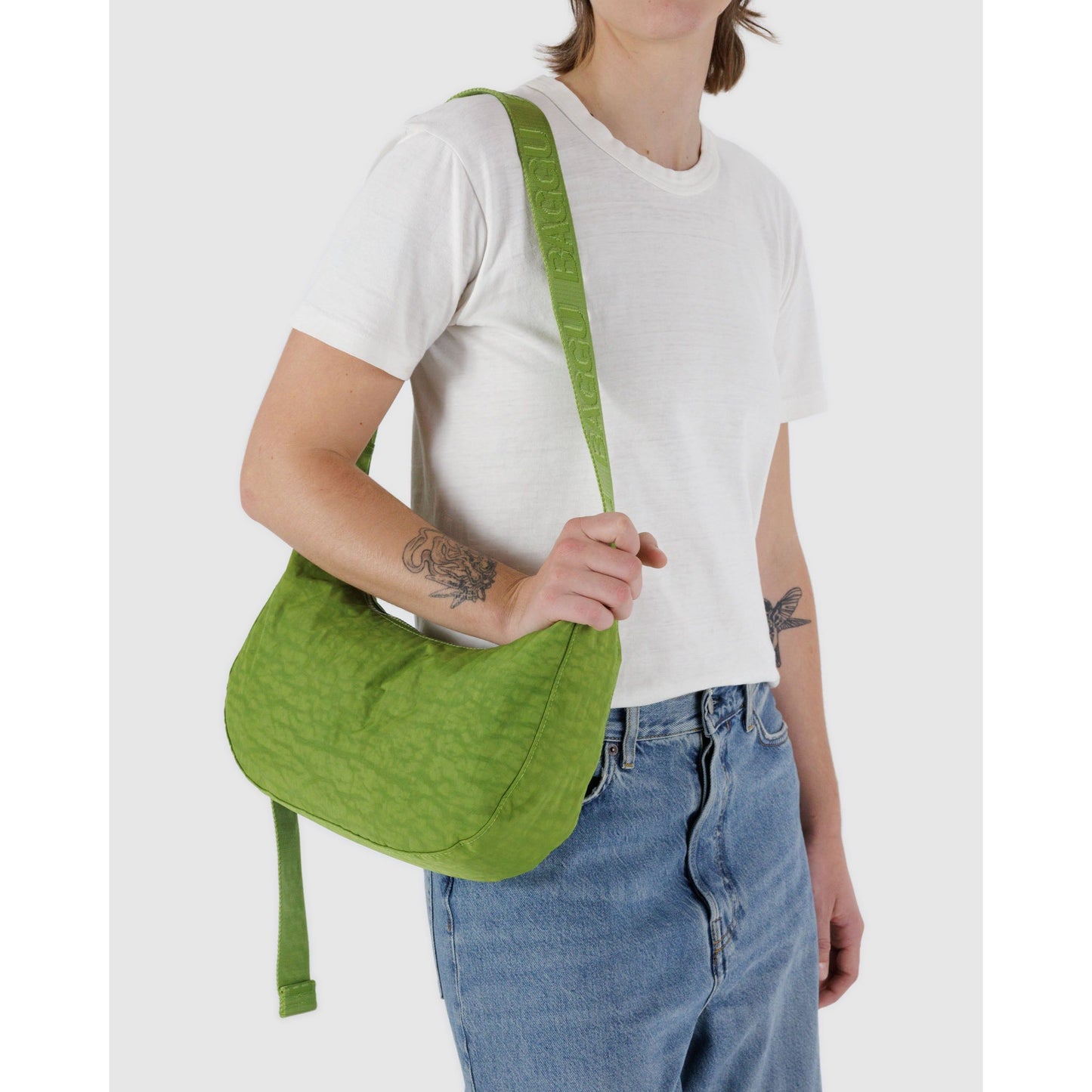 MEDIUM NYLON CRESCENT BAG - GREEN JUICE