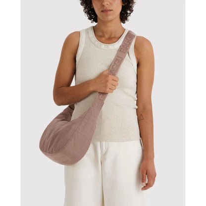 Baggu | Medium Nylon Crescent Bag Toasted Almond