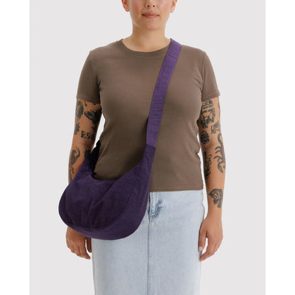 Baggu | Medium Nylon Crescent Bag - Fig