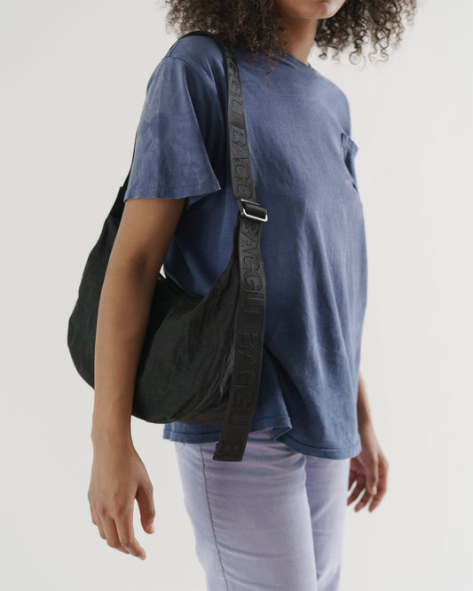 MEDIUM NYLON CRESCENT BAG - BLACK