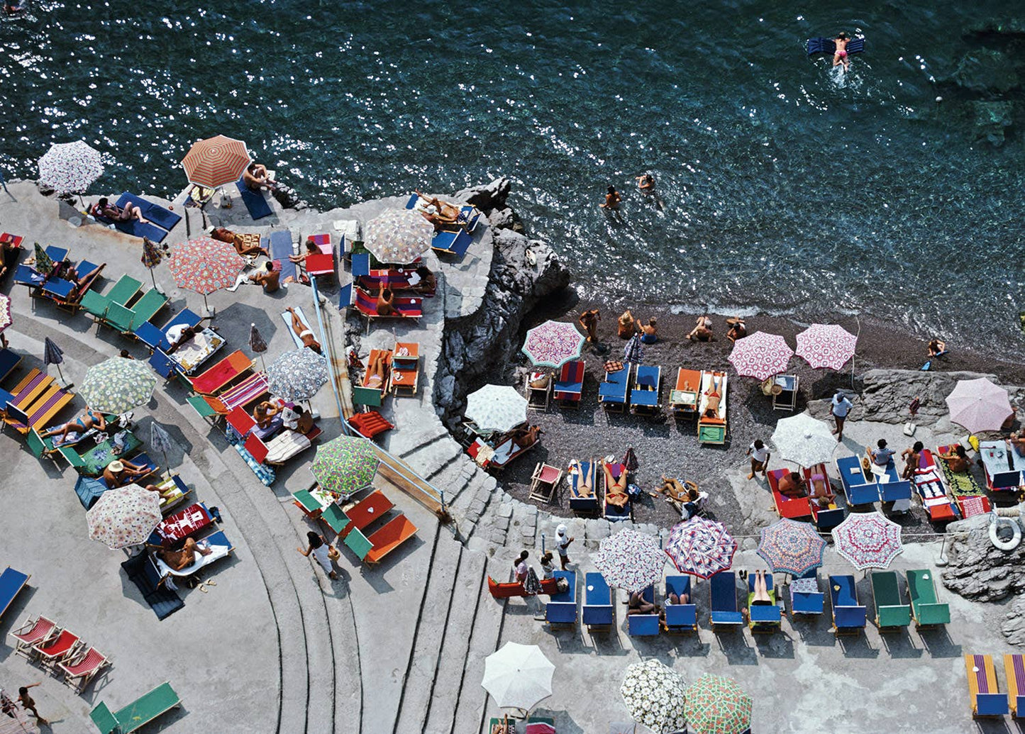Positano Beach - Slim Aarons Collab - 1000 pieces puzzle