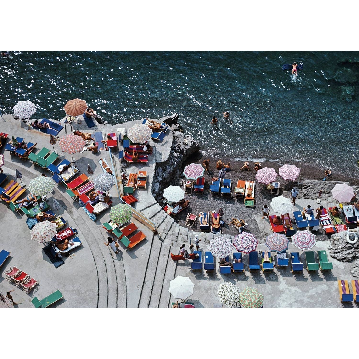Piecework | 'Positano Beach' Slim Aarons Collab - 1000 pieces puzzle - The Malo Life
